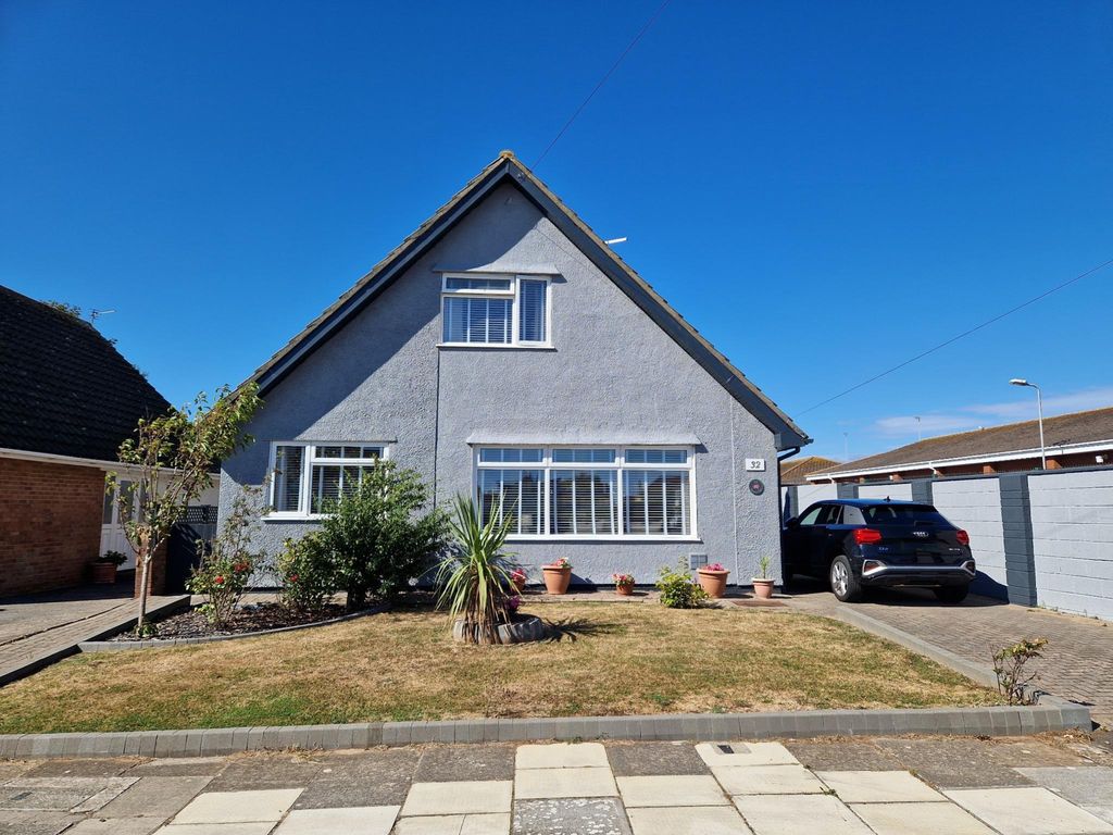 Property photo 1 of 27