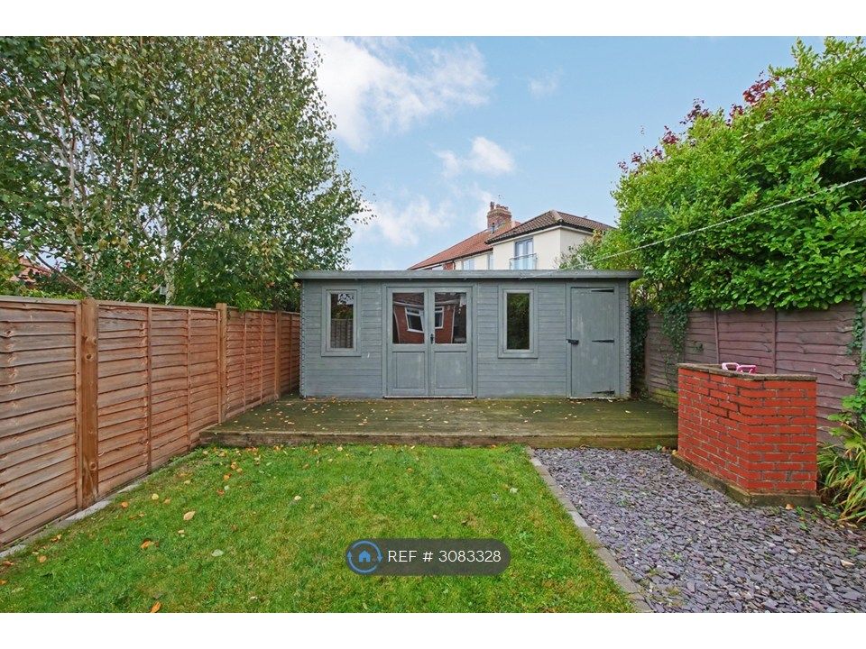 Property photo 3 of 34