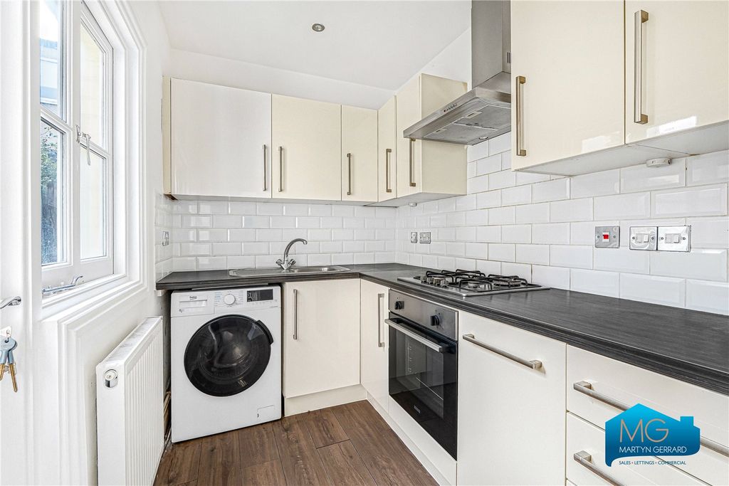 Property photo 3 of 10 Picture No. 08