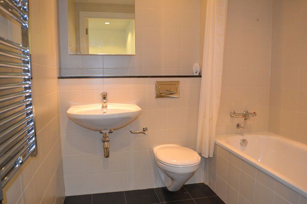 Property photo 3 of 4