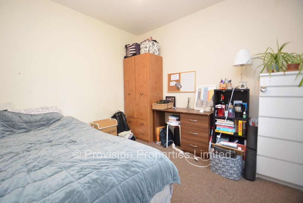 Property photo 3 of 13 Photo