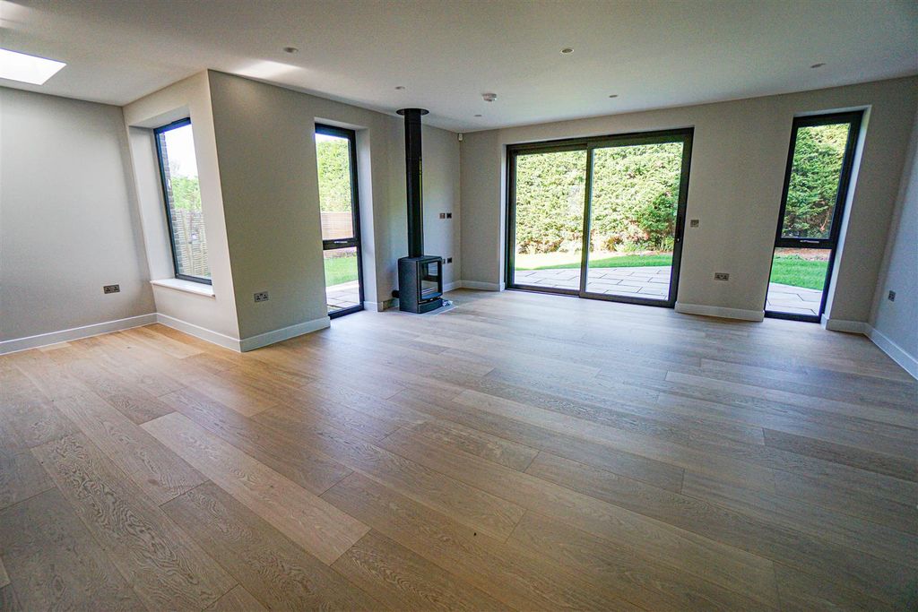 Property photo 2 of 19 Dsc08347.Jpg