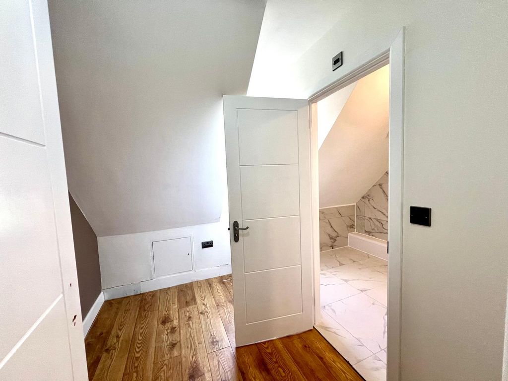 Additional image 25 of 6 bed semi-detached house to rentGladstone Road, Folkestone CT19