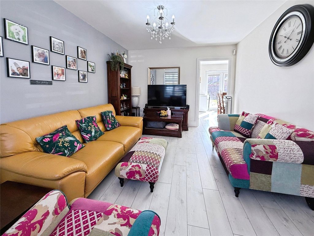 Property photo 2 of 14 Picture 2