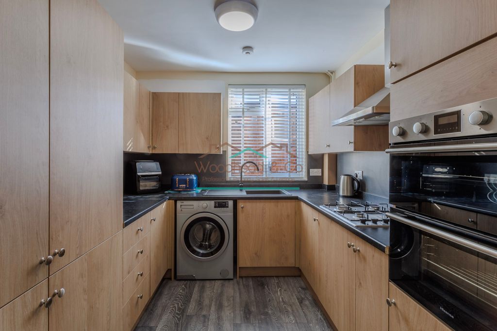 Property photo 2 of 10 FM4A9446-Hdr