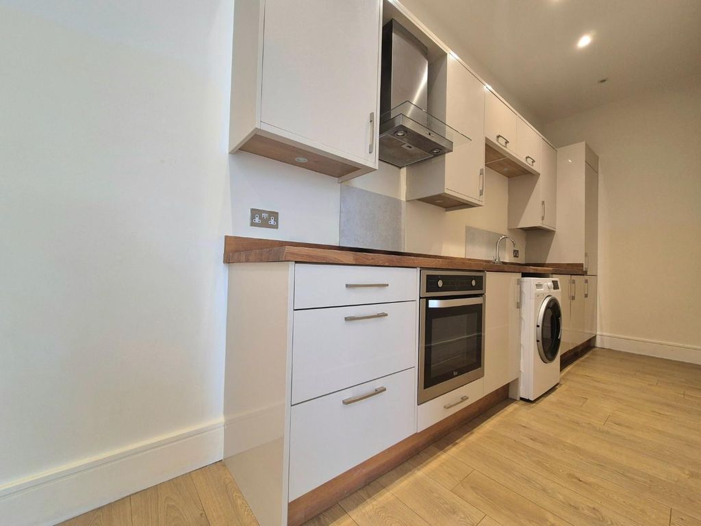 Property photo 3 of 5 20260409_112644.Jpg