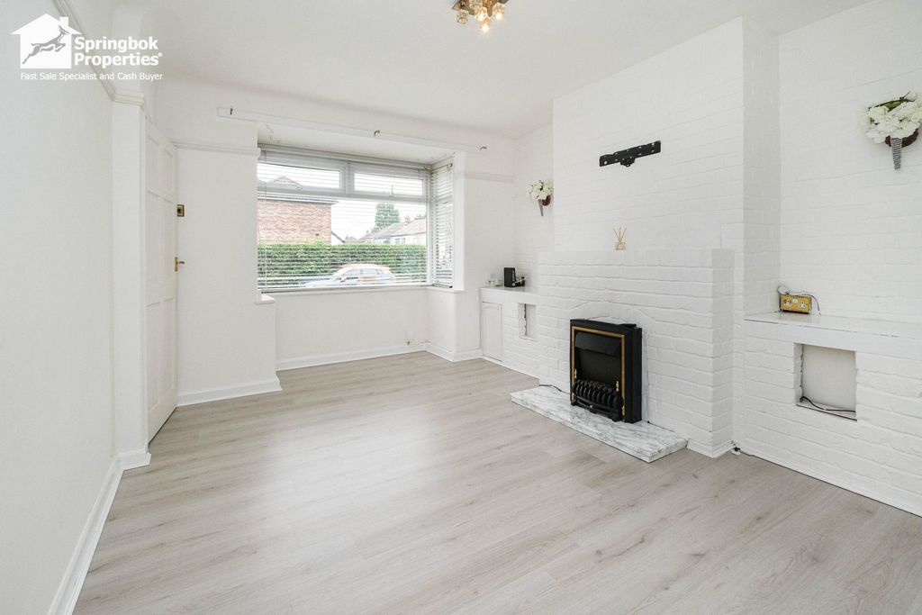 Property photo 2 of 10 Image 1