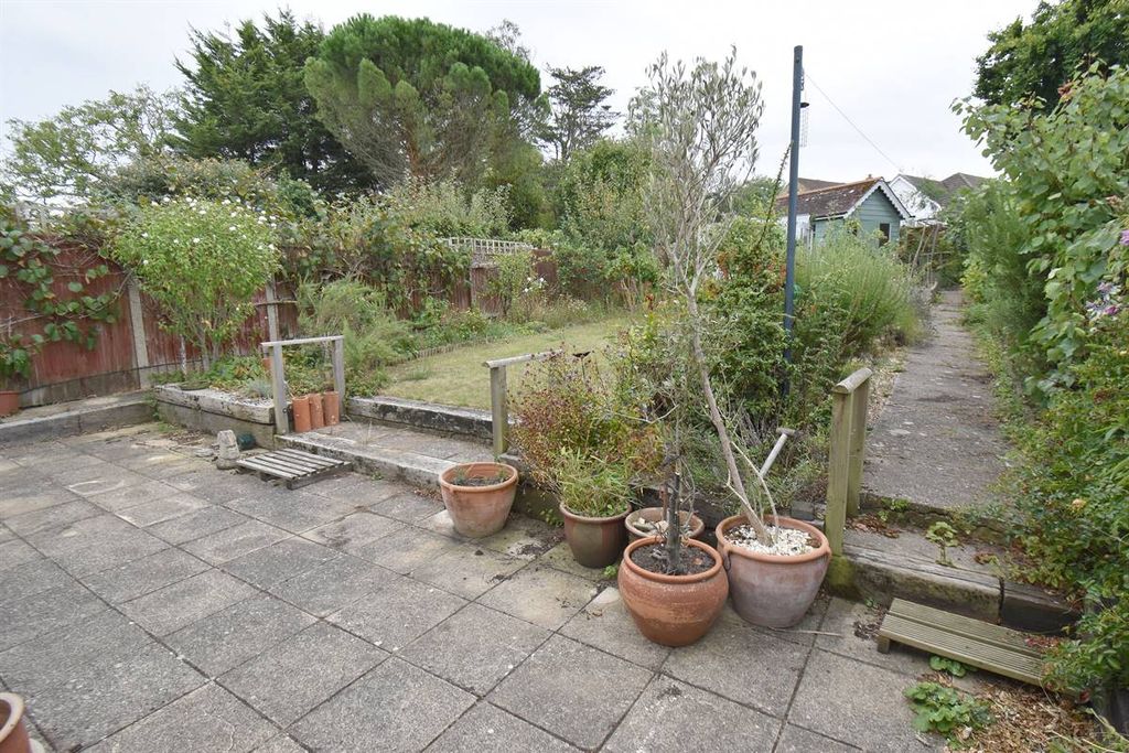 Property photo 3 of 20