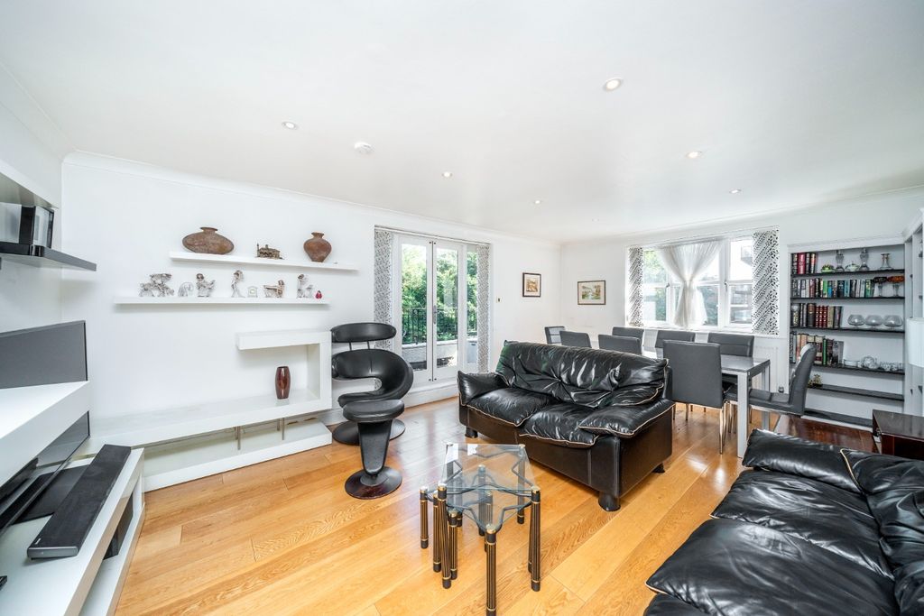 Property photo 2 of 13 5252592
