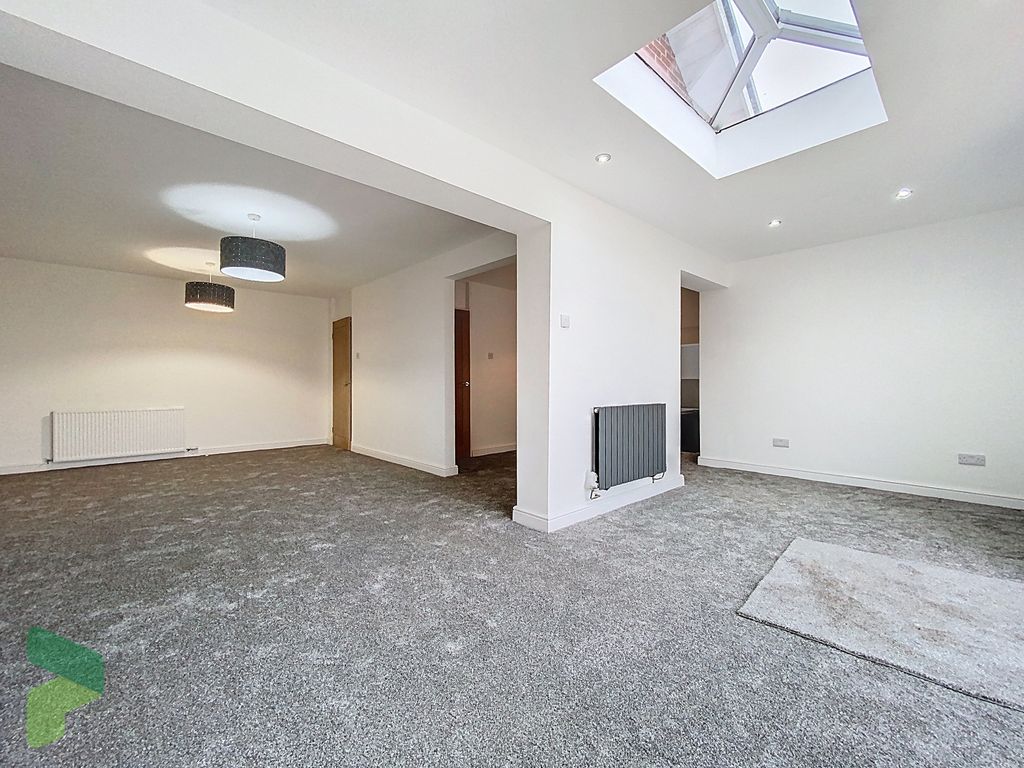 Property photo 2 of 27 Open Plan Sitting Room And Living Room