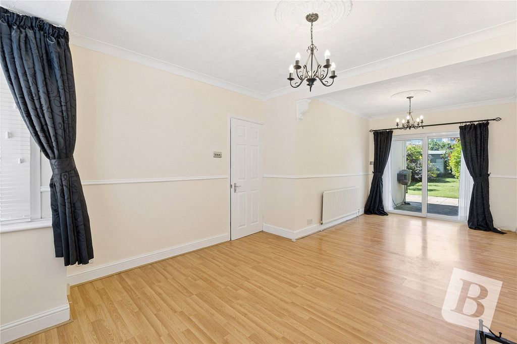 Property photo 2 of 14 Living Room