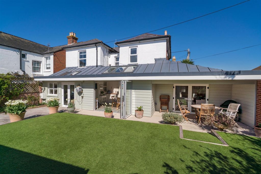 Property photo 2 of 27 2089-009-Websize.Jpeg