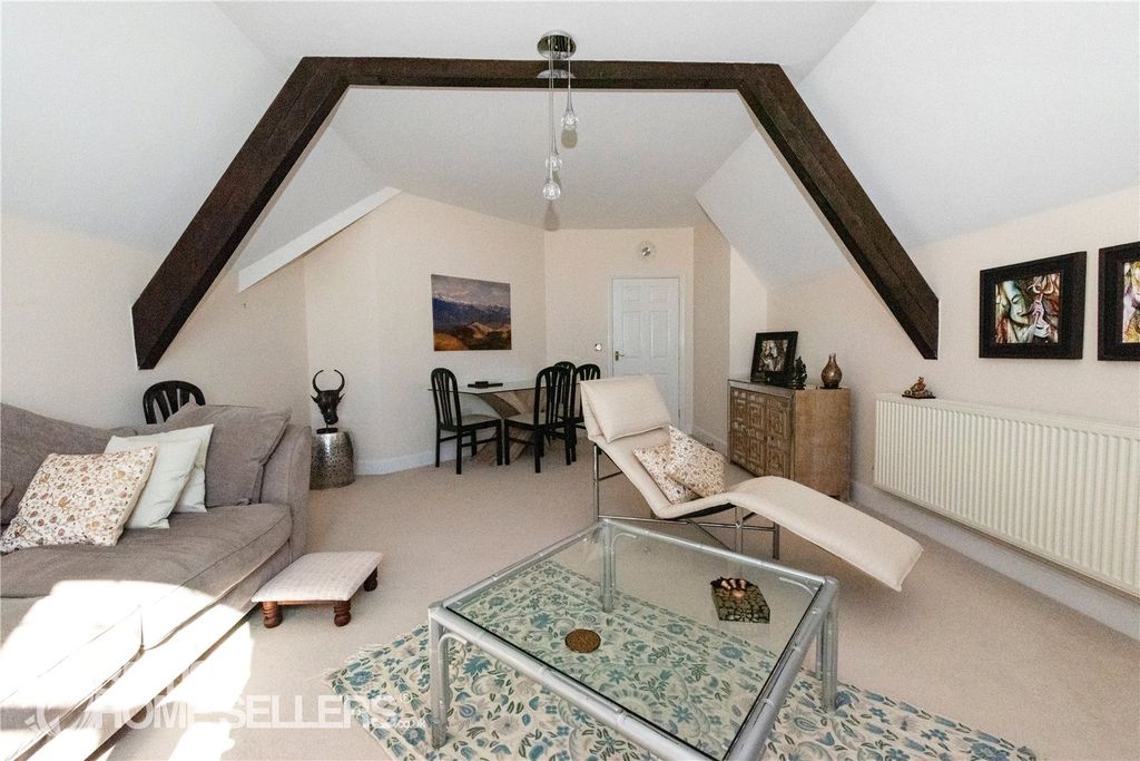 Additional image 6 of 2 bed flat for saleWoolston Close, Northampton, Northamptonshire NN3