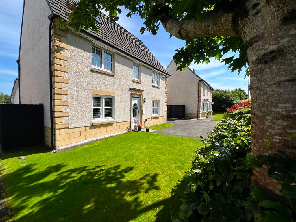 Property photo 1 of 34