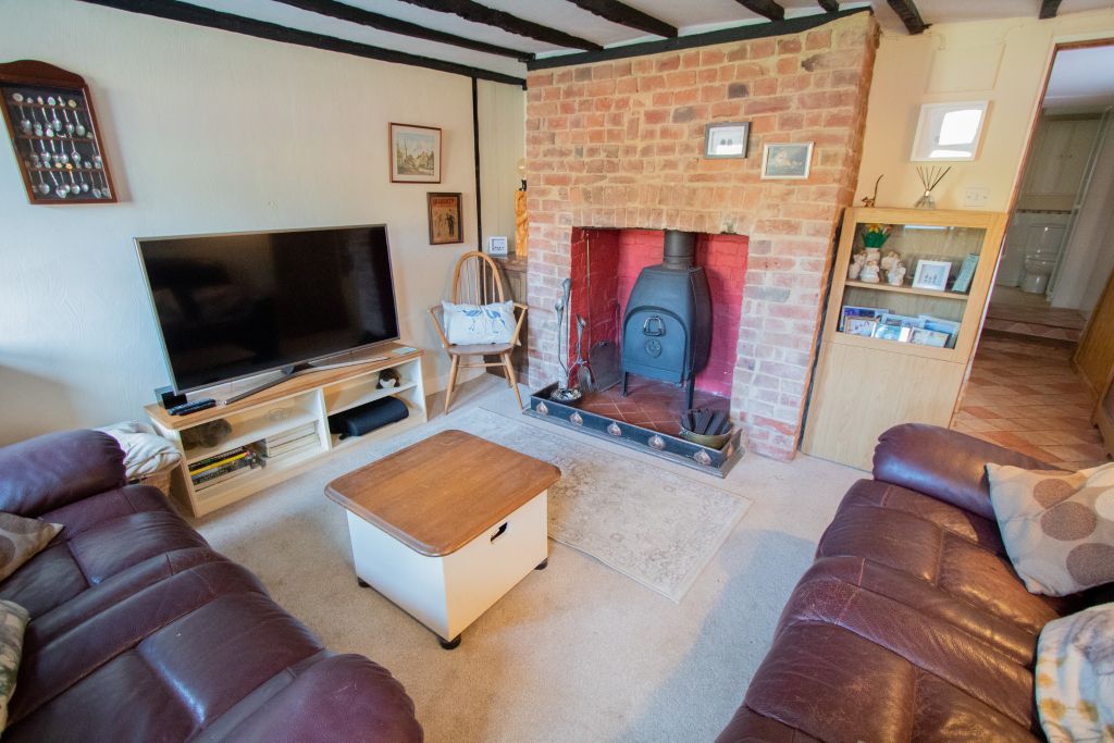 Property photo 2 of 23