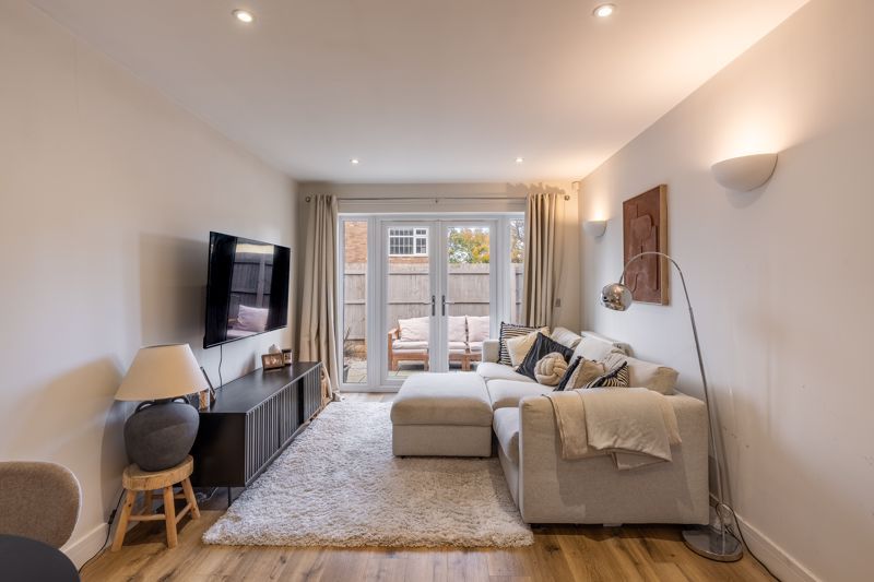 Property photo 2 of 20 Photo 3