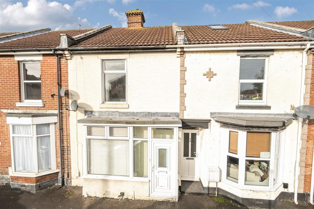 Property photo 2 of 16 Exterior