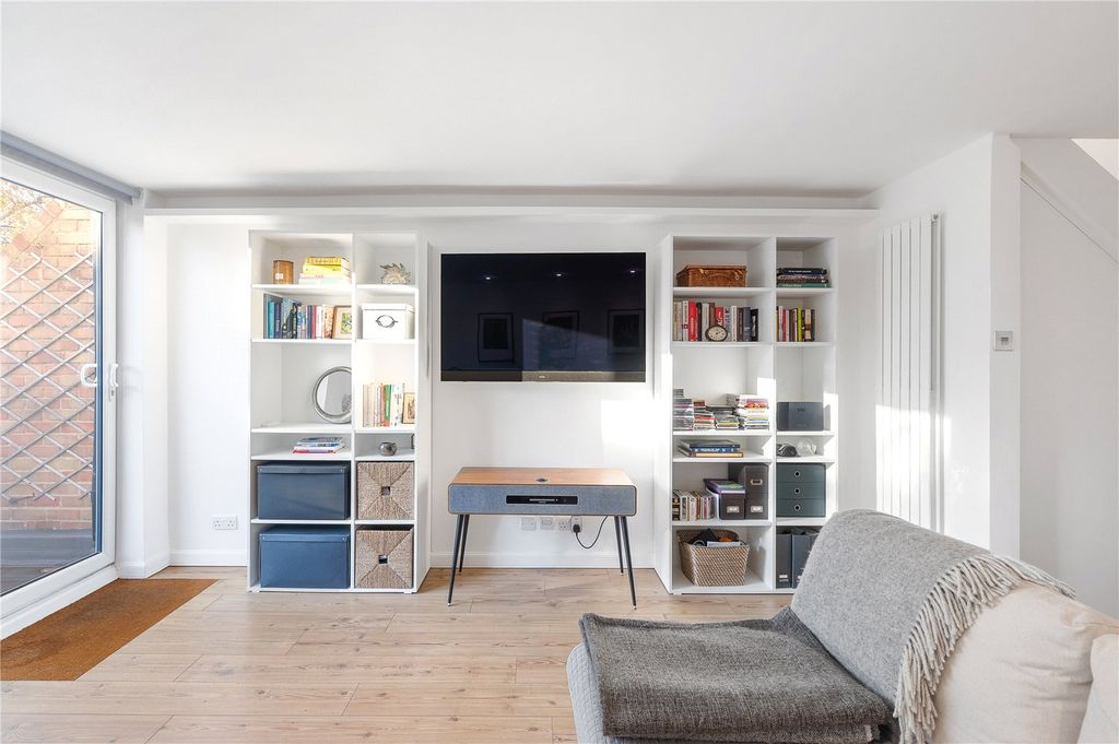 Property photo 2 of 20 Picture No. 05