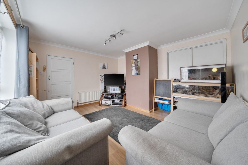 Property photo 2 of 21 1381237-24-691cc51d35ee1.Jpg