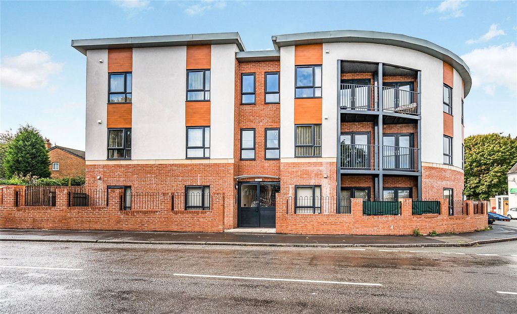 Property photo 1 of 10 External