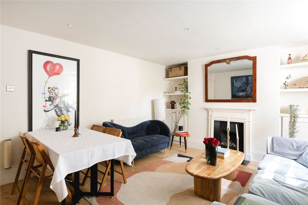 Property photo 1 of 9 Mile End Road E3