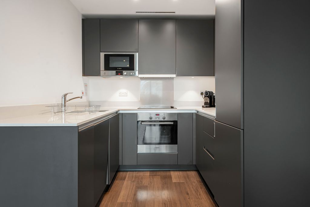 Property photo 2 of 24 Kitchen