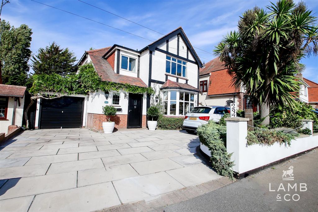Property photo 1 of 29
