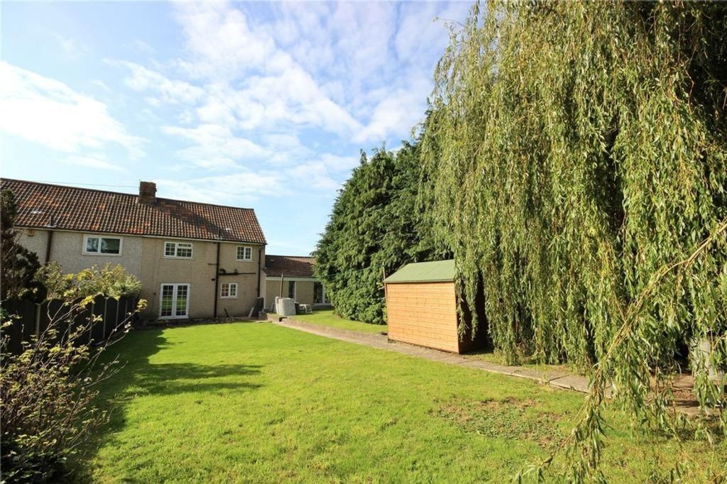 Property photo 2 of 11 A Spacious And Well-Maintained Garden, Perfect For...