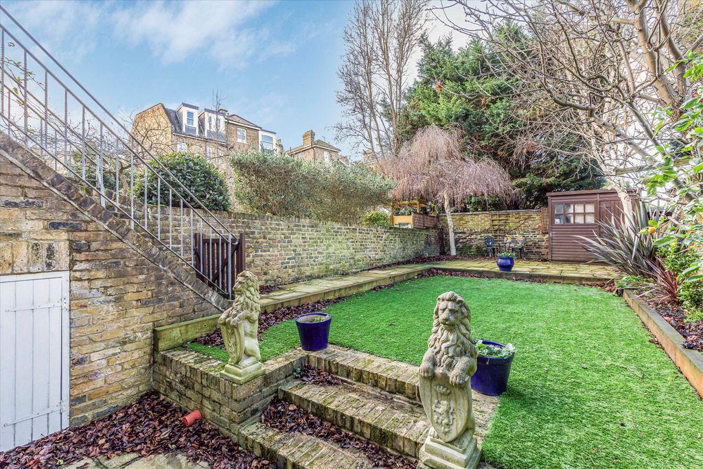 Property photo 1 of 14 Image