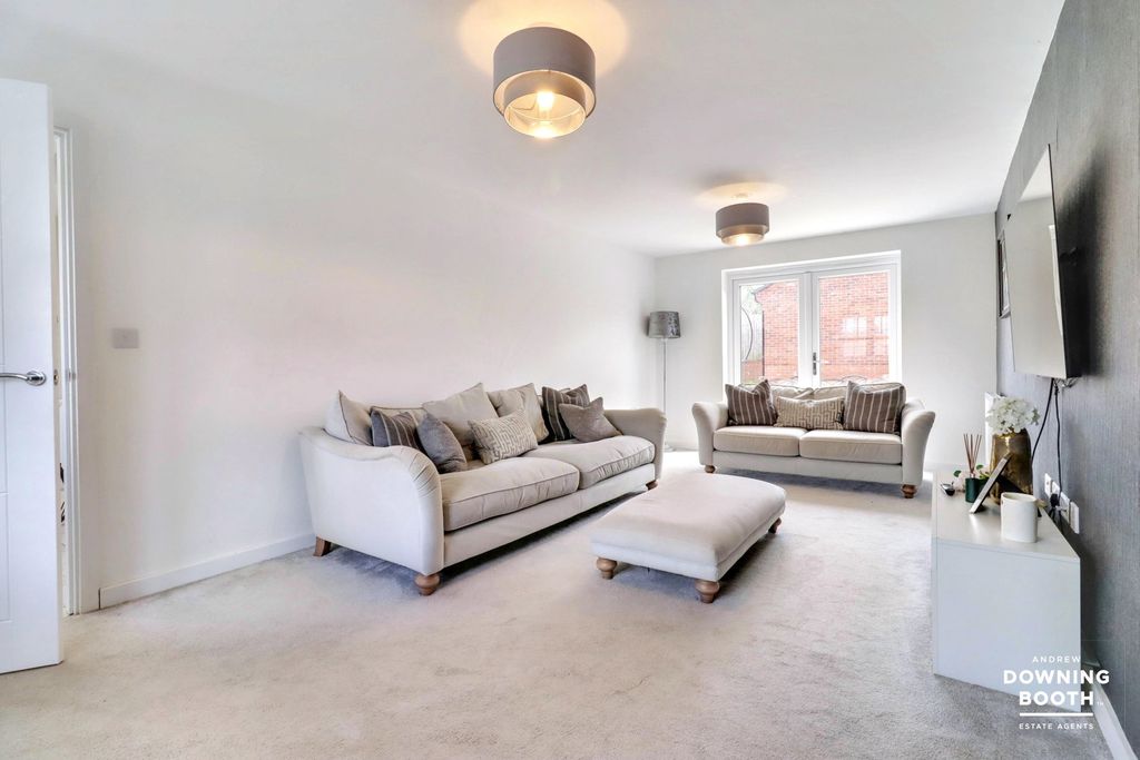 Additional image 6 of 4 bed detached house for saleThompson Way, Lichfield WS13