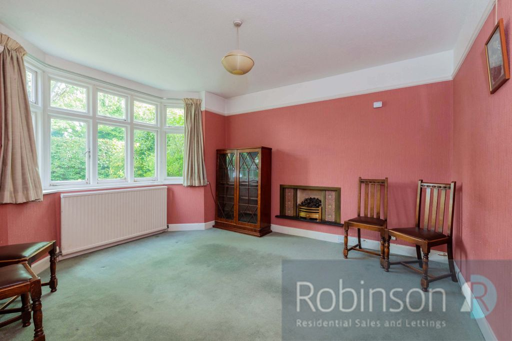 Property photo 3 of 17 17 Linden Avenue-10