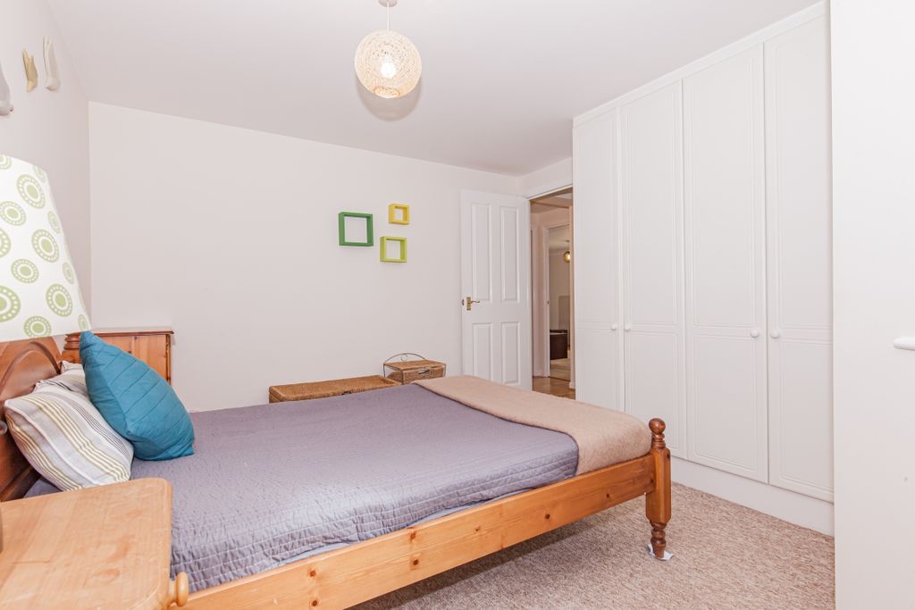 Property photo 3 of 6 140271