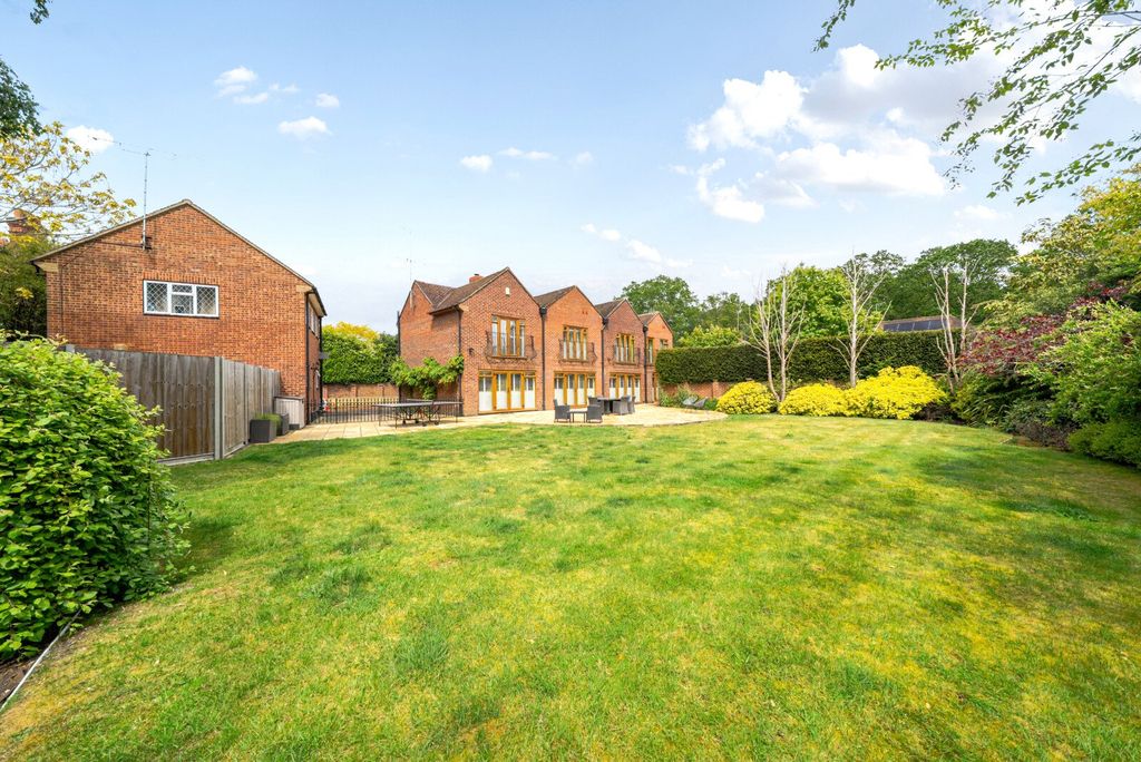 Property photo 1 of 33 Picture No. 47