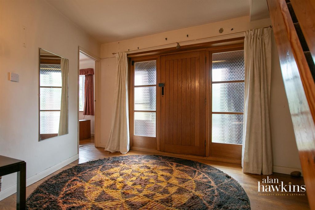 Property photo 3 of 17 Ah3651.Jpg