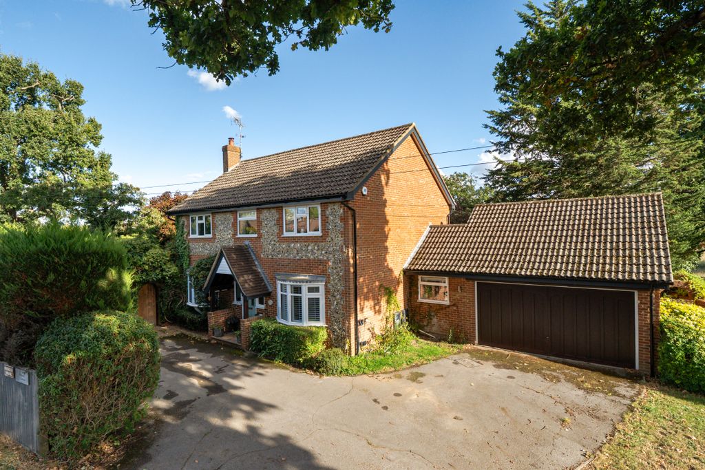 Property photo 1 of 18