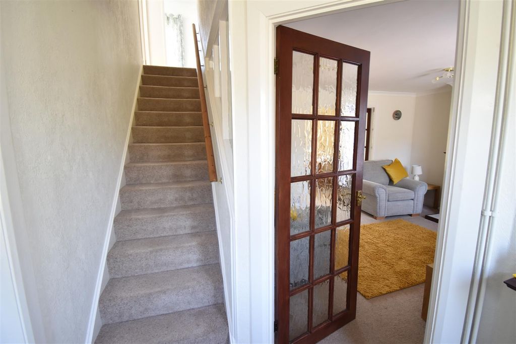 Property photo 3 of 20