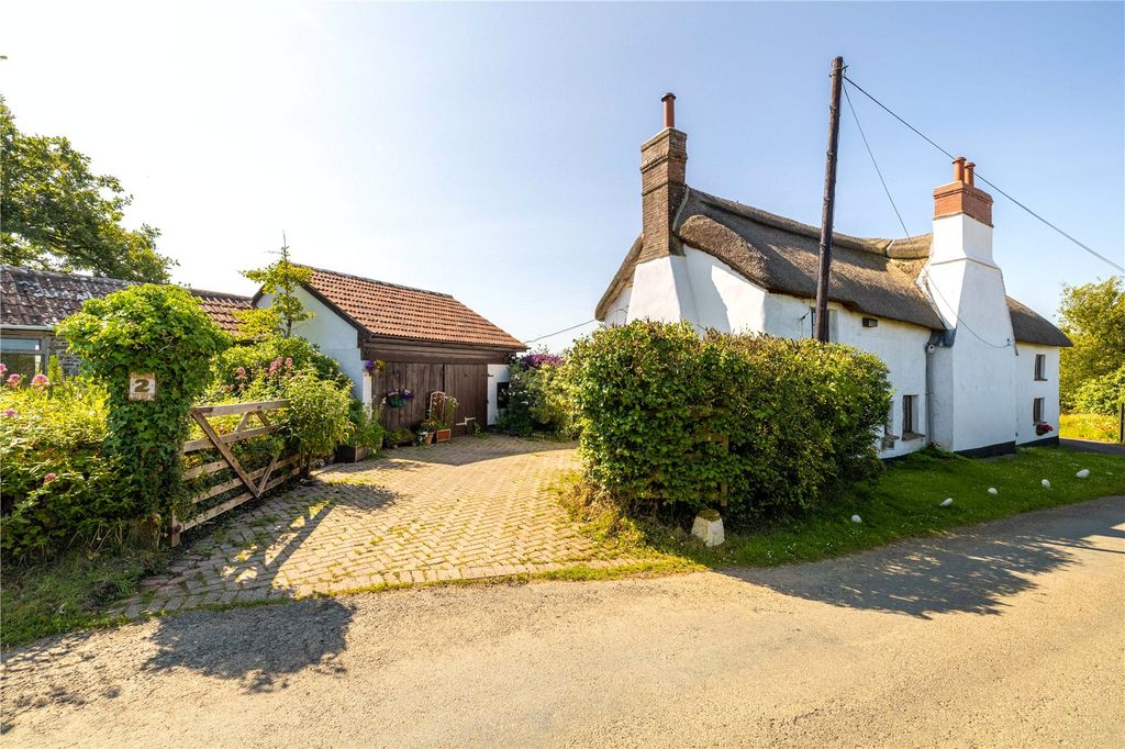 Property photo 1 of 32 Picture No. 39