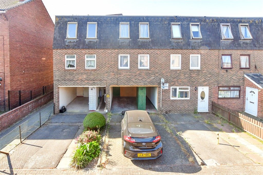 Property photo 1 of 7 External (Web)