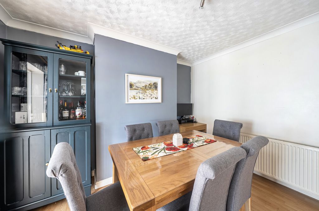 Property photo 3 of 16 1419320-20-69Aace...