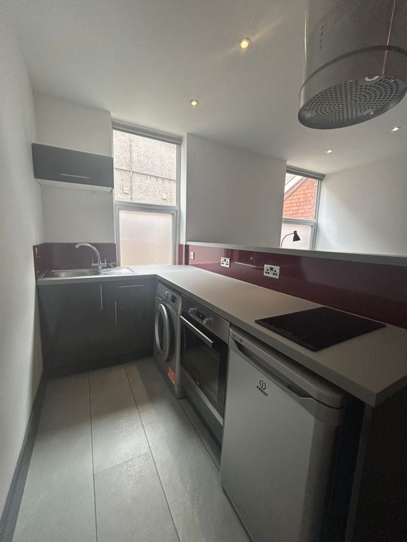 Property photo 2 of 18