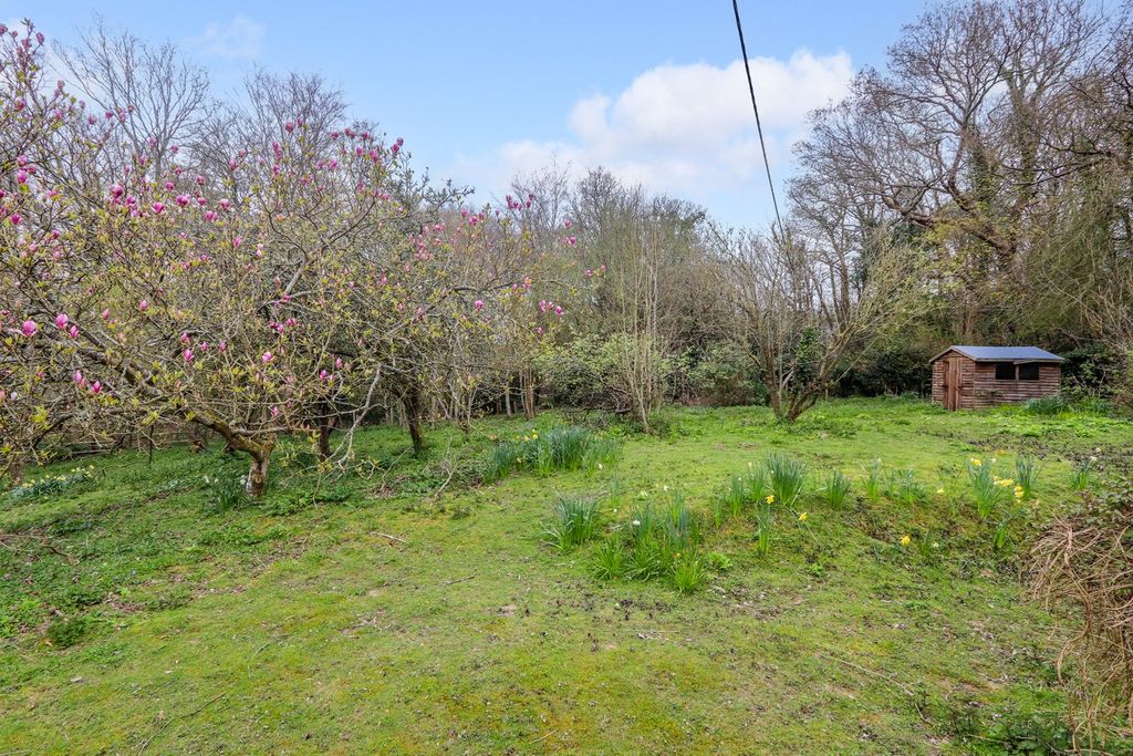 Property photo 2 of 18