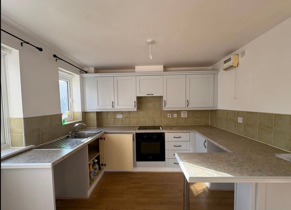 Property photo 2 of 11 Bedroom