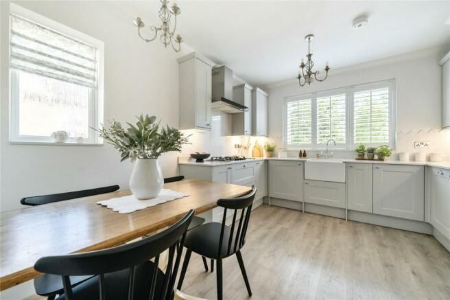 Property photo 2 of 14 Photo 3