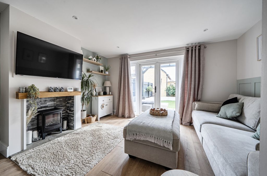 Property photo 2 of 17 1525214-7-6Aba7A7...