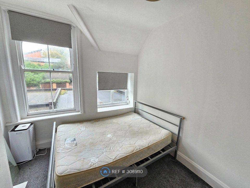 Property photo 2 of 7