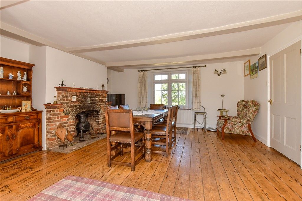 Property photo 3 of 23 Drawing Room