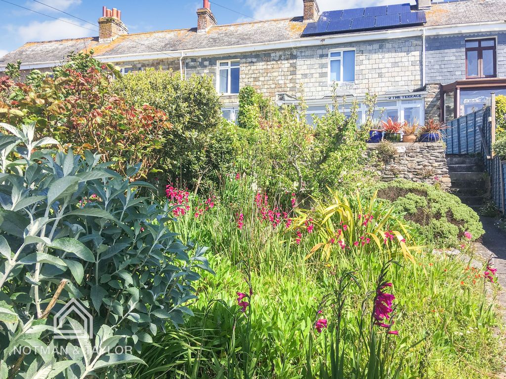 Property photo 2 of 29