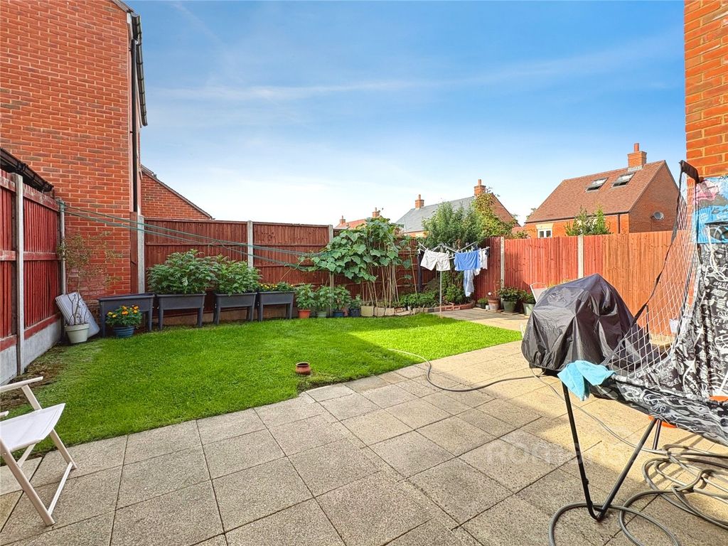 Property photo 2 of 14 Picture No. 19
