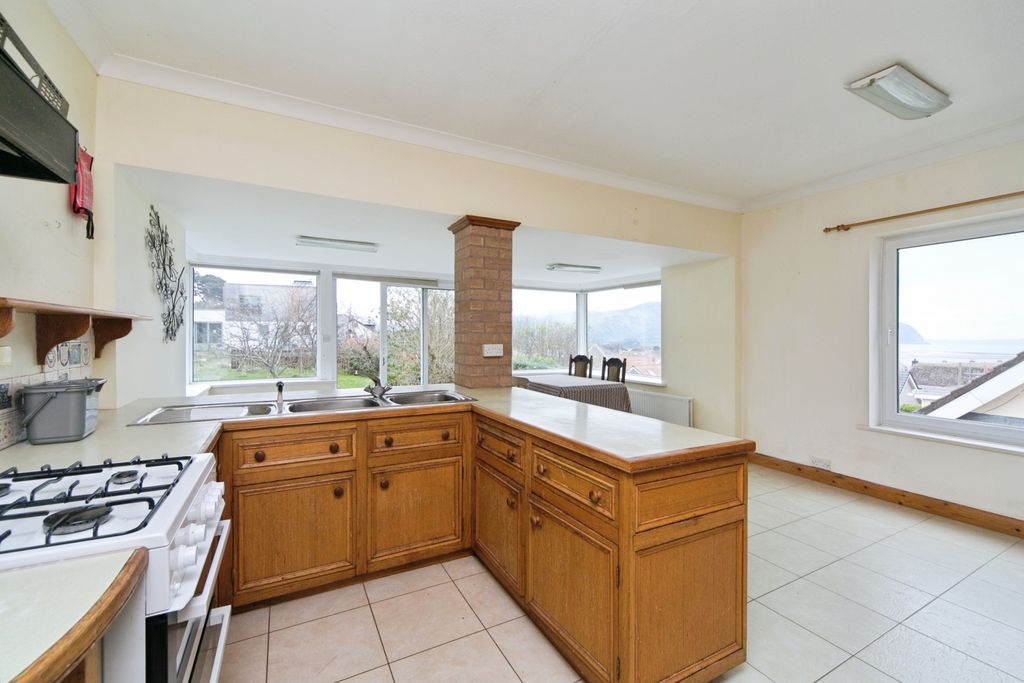 Property photo 2 of 17 Photography