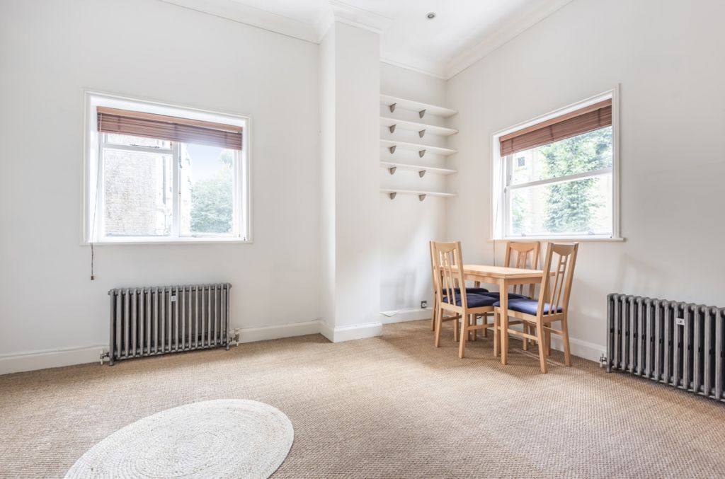 Property photo 2 of 7 637964 (2)